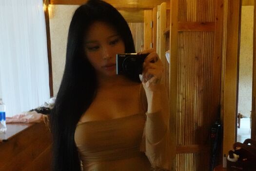 Full leaked Youha private photo