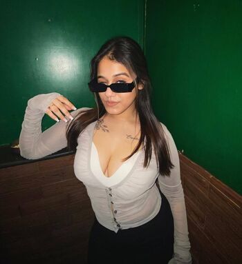 Full leaked Youmistmee private photo