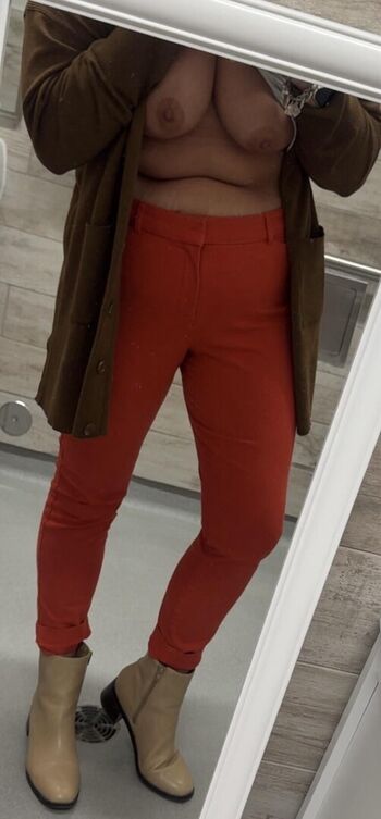 Full leaked Your fav hot teacher private onlyfans photo