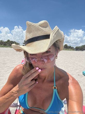 Full leaked Your mommy lu private photo