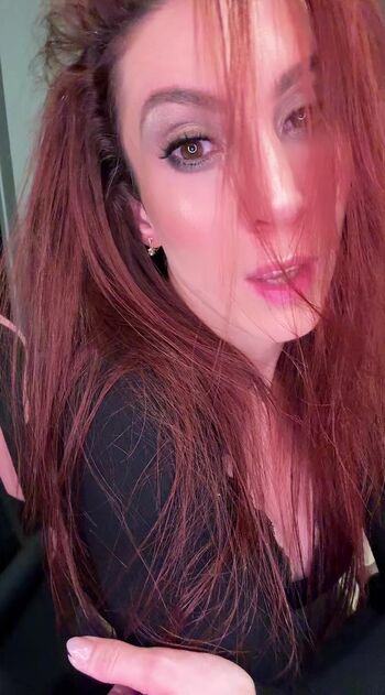 Full leaked Yourfavoriteredhead private photo