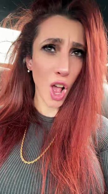 Full leaked Yourfavoriteredhead private photo