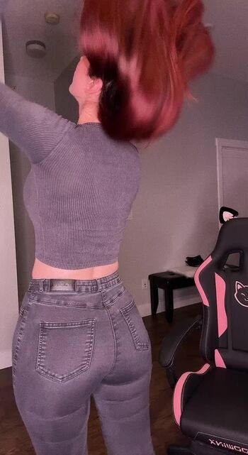 Full leaked Yourfavoriteredhead private photo