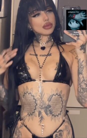 Full leaked Yourlcalstripper private onlyfans photo