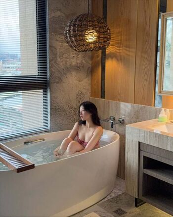 Full leaked Youronlyjen private onlyfans photo