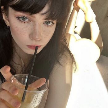 Full leaked Yoursmalldoll private photo