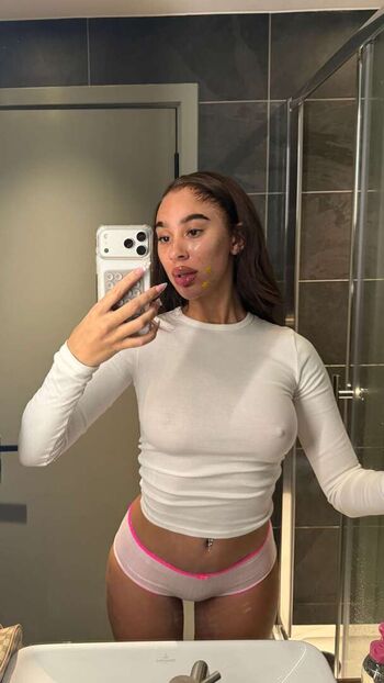 Full leaked Yourtwinss private onlyfans photo