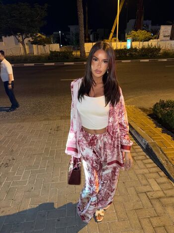 Full leaked Yousralkh private photo