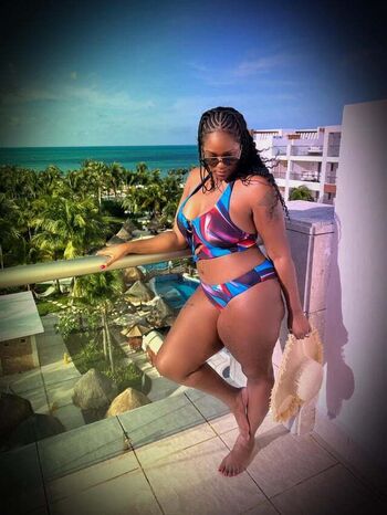 Full leaked Youtube reactors private onlyfans photo