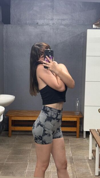 Full leaked Yquen private photo