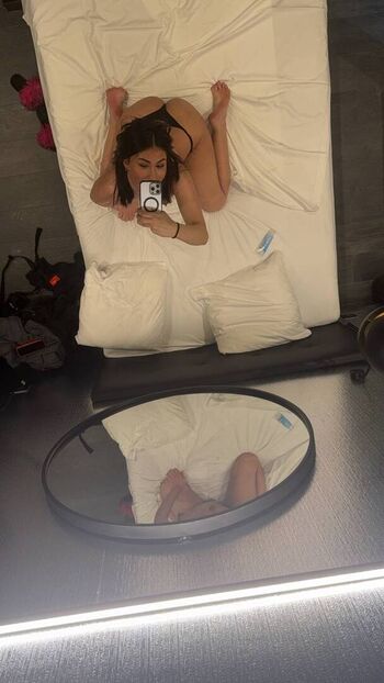 Full leaked Ysmnebki private photo