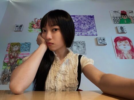 Full leaked Yujin private photo