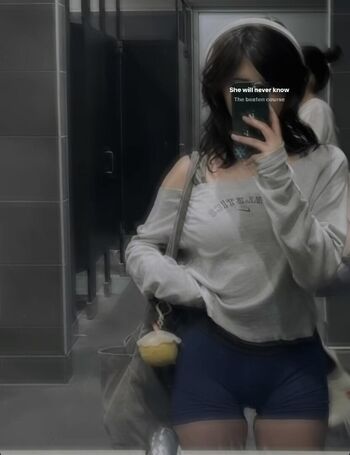 Full leaked Yukiifoxx page private photo