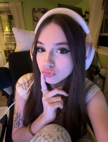 Full leaked Yumifps page private onlyfans photo