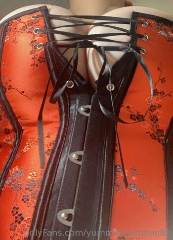 Full leaked Yummiemummie private photo