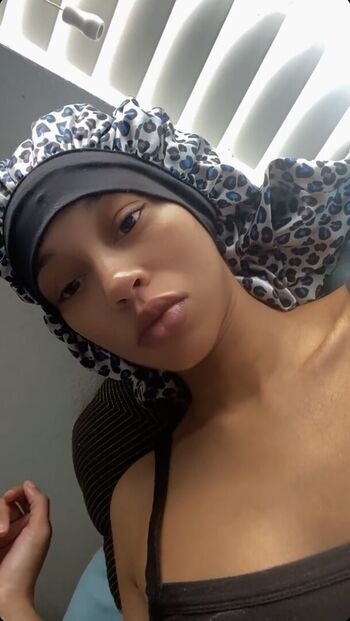Full leaked Yummieyemaya private onlyfans photo
