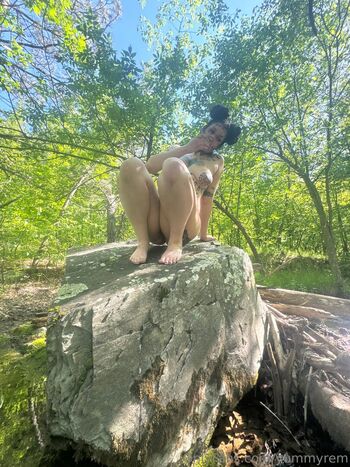 Full leaked Yummyrem page private photo