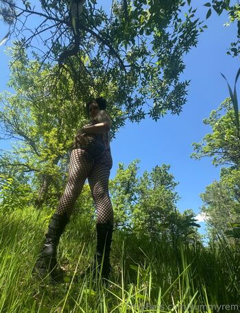 Full leaked Yummyrem page private photo