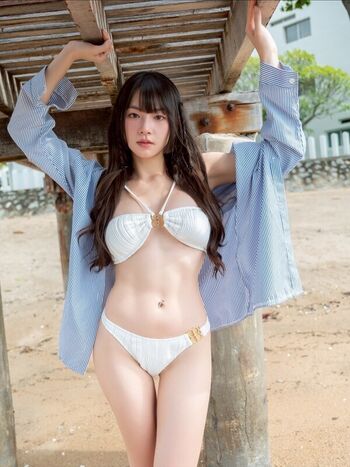 Full leaked Yun jing private photo