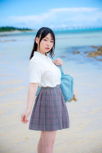 Yuna Shirahoshi 白星優菜