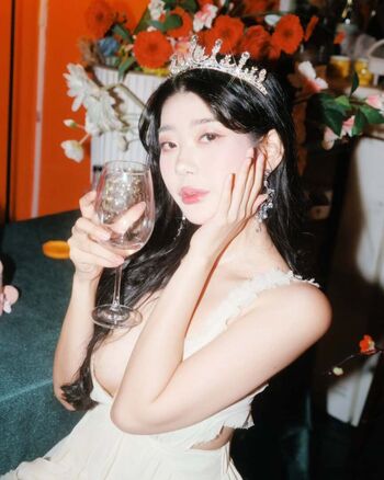 Full leaked Yuniyuning page private onlyfans photo