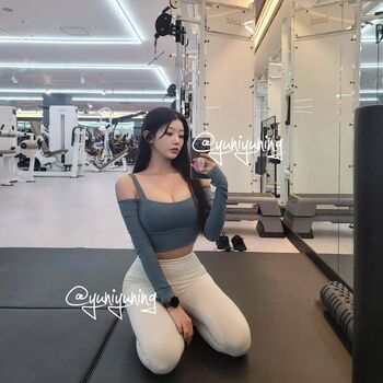 Full leaked Yuniyuning page private onlyfans photo