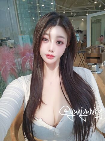 Full leaked Yuniyuning page private onlyfans photo