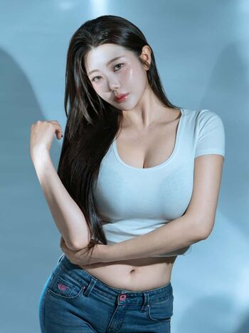 Full leaked Yuniyuning page private onlyfans photo