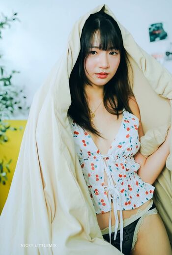 Full leaked Yunjing saehun page private onlyfans photo