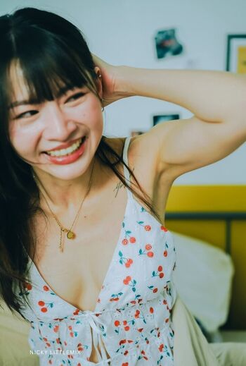 Full leaked Yunjing saehun page private onlyfans photo