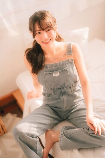 Full leaked Yunjing saehun page private onlyfans photo