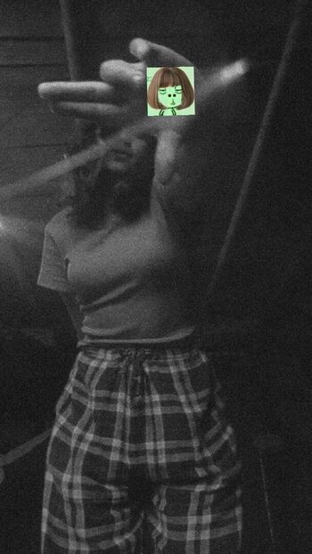 Full leaked Yunjini private onlyfans photo