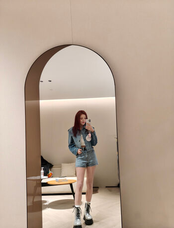 Full leaked Kee/ private onlyfans photo