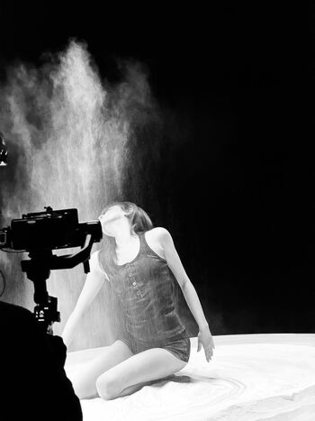 Full leaked Yuqi page private onlyfans photo