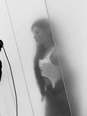 Full leaked Yuqi page private onlyfans photo