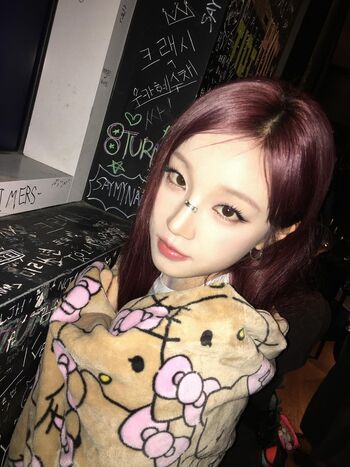 Full leaked Yuqi page private onlyfans photo