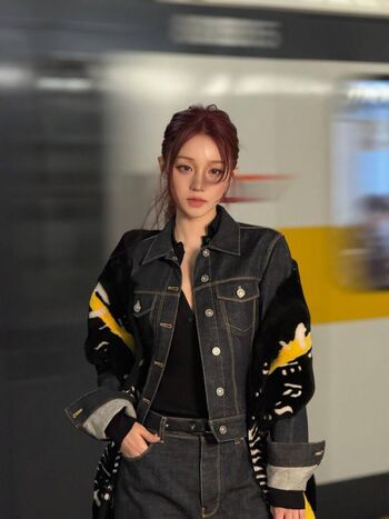 Full leaked Yuqi page private onlyfans photo