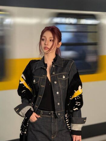 Full leaked Yuqi page private onlyfans photo