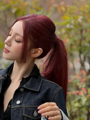 Full leaked Yuqi page private onlyfans photo