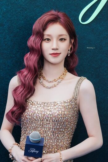 Full leaked Yuqi page private onlyfans photo