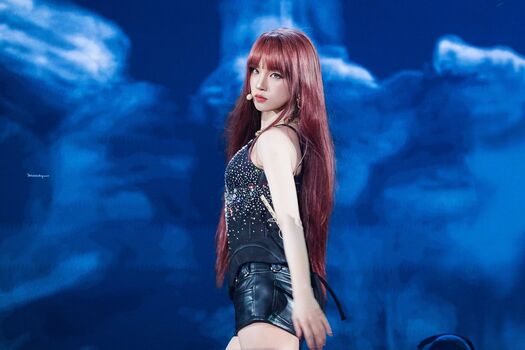 Full leaked Yuqi page private onlyfans photo