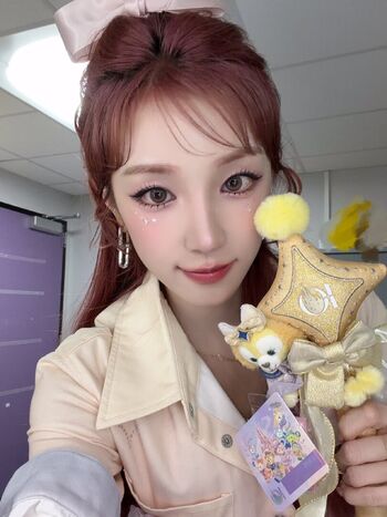 Full leaked Yuqi page private onlyfans photo