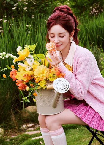 Full leaked Yuqi page private onlyfans photo