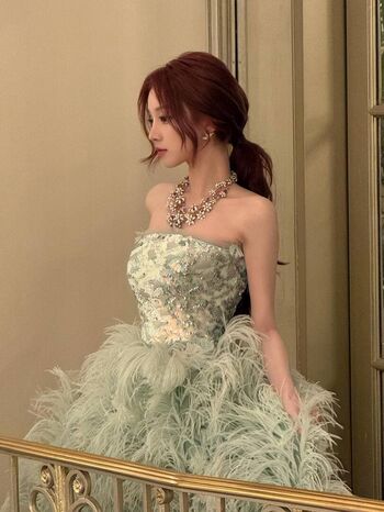 Full leaked Yuqi private onlyfans photo