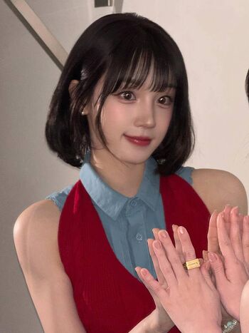 Full leaked Yuqi page private photo