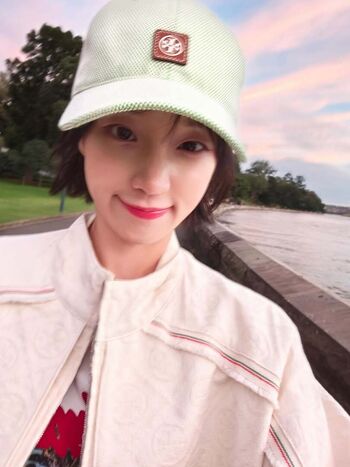 Full leaked Yuqi private photo