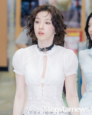 Full leaked Yuqi page private photo