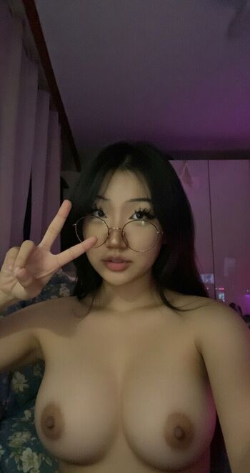 Full leaked Yurasweb  page private onlyfans photo