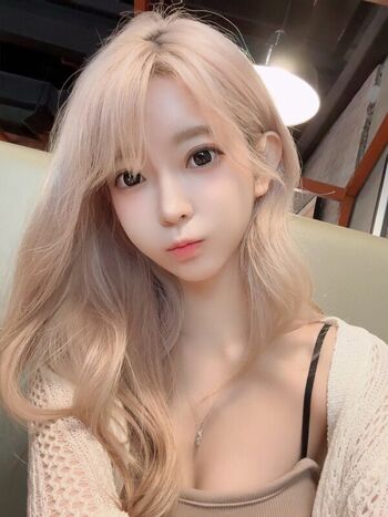 Full leaked Yurisa private photo