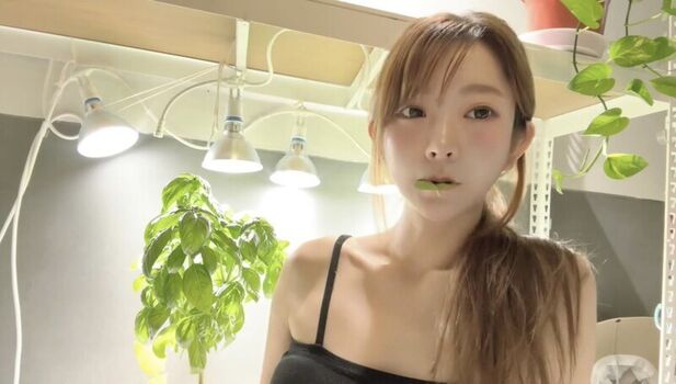 Full leaked Yurisa private photo